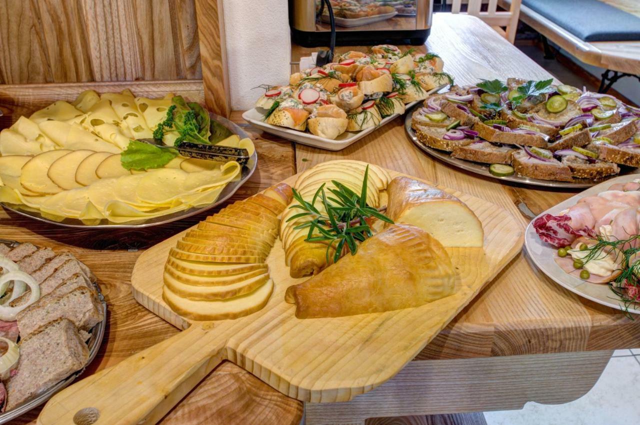 Pokoje Goscinne Swiatlomir Zakopane Ngoại thất bức ảnh